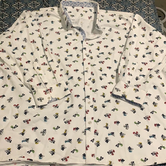 Unique flavored Button shirts - Picture 2 of 3